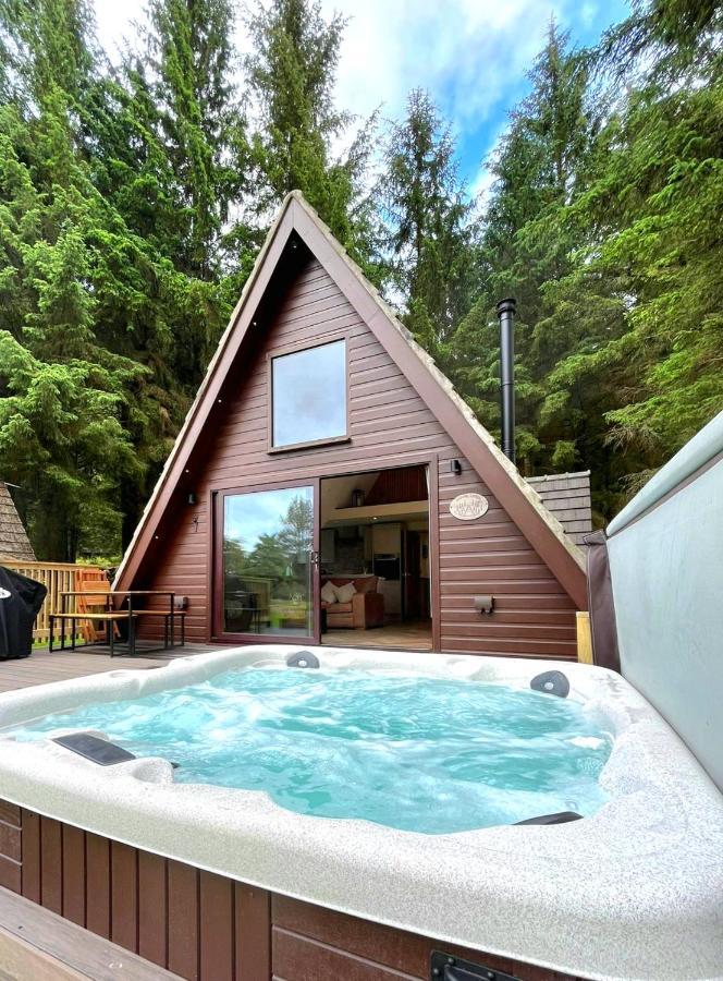 Bonnie Lodge-Lochside Location With Hot Tub Інвергаррі Екстер'єр фото
